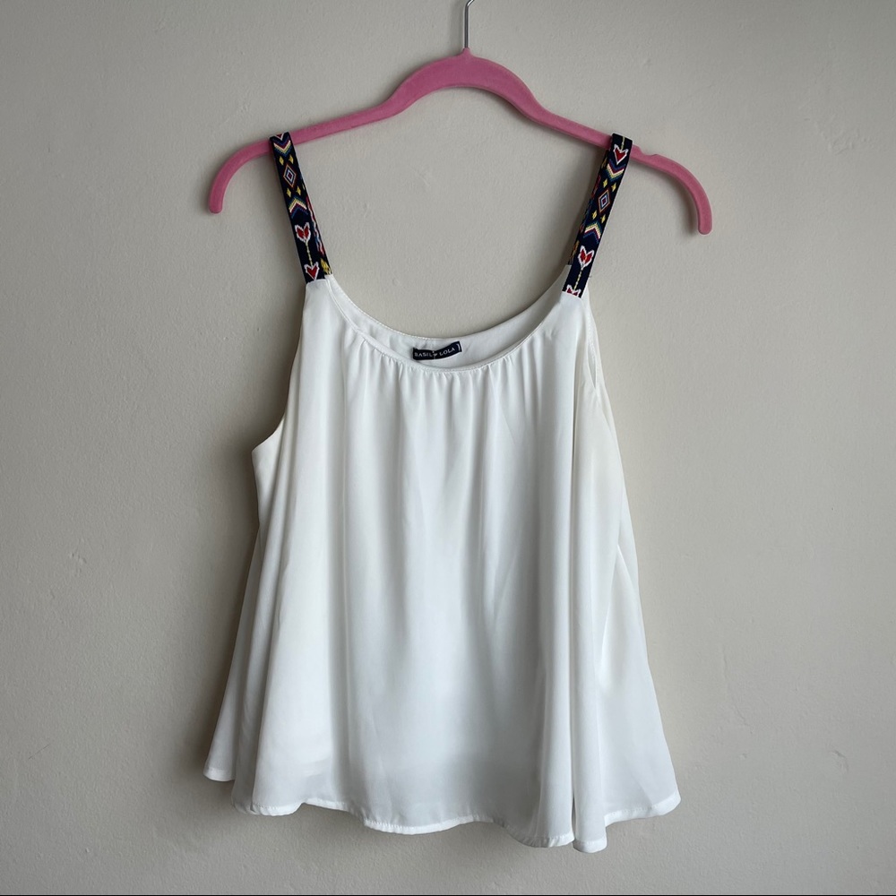 Basil Lola / White Loose Fitting Tank Top
